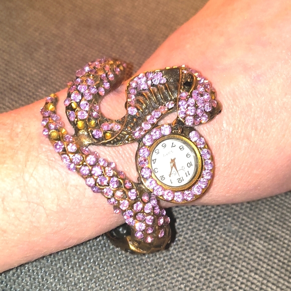 Jessica Carlyle Pink Rhinestone Quartz Watch Bangle FREE BONUS GIFT/JEWELRY ITEM - Picture 4 of 7